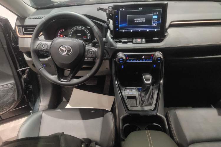 Used Toyota Wildlander 2022 2.0L CVT Two-Wheel Drive Knight Edition