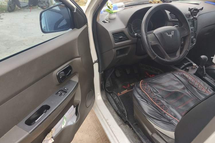 Used Wuling Hongguang 2016 1.5L S Comfort Version