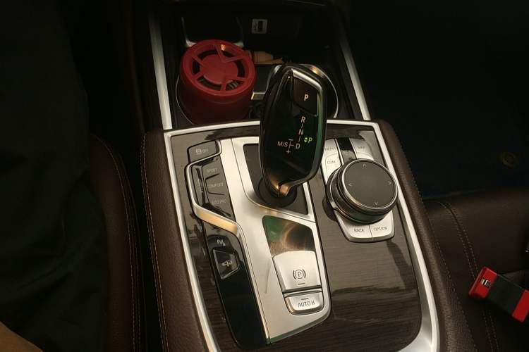 Used BMW 7 Series 2017 730Li Leading Model Gear Lever