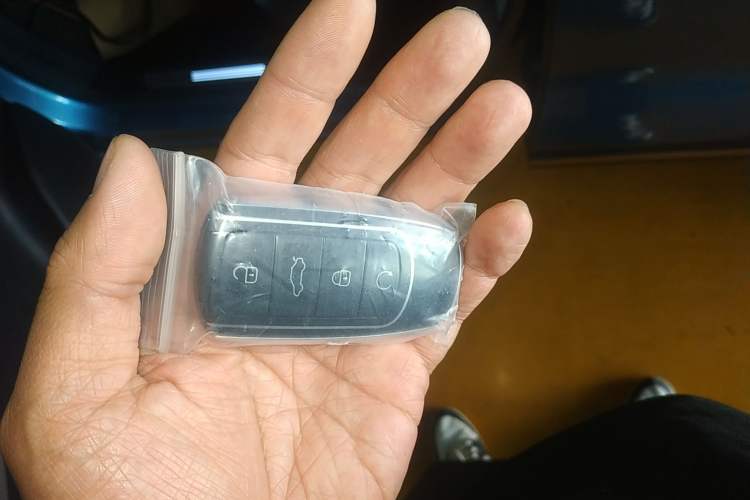 Used Chery Tiggo 8 PLUS C-DM 2025 1.5T 116 km Prestige Version 5 Seats