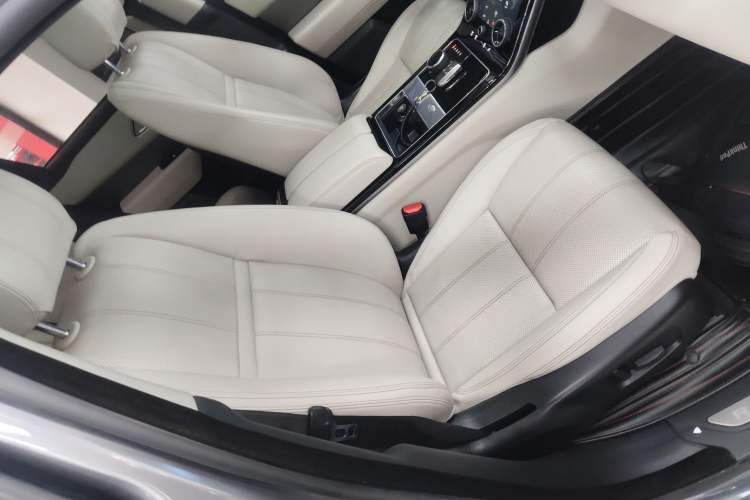 Used Land Rover Range Rover Velar 2017 P380 S
