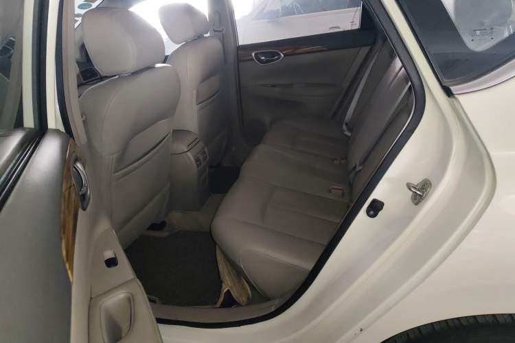 Used Nissan Sylphy 2014 1.6XV CVT Deluxe Edition