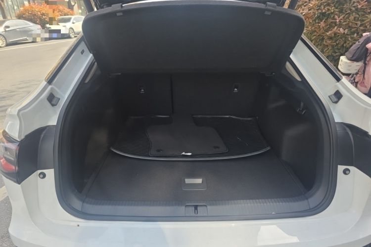 Used Volkswagen Tiguan X 2023 Facelift 330TSI Two-Wheel-Drive Prestige Flagship Edition Trunk