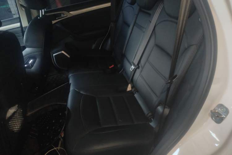 Used Haval H7 2017 Red-Label H7L 2.0T Automatic Luxury Model