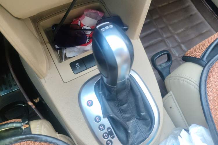 Used Volkswagen Touran 2011 1.4T DSG Zhiya Edition 5 Seats
