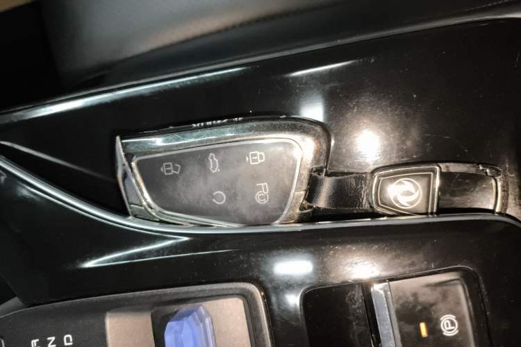 Used Dongfeng Aeolus Mage 2023 1.5T Luxury Edition Interior 1