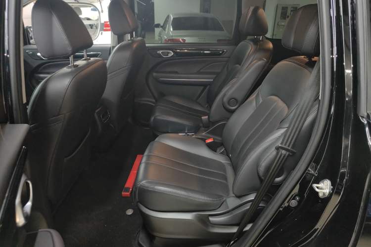 Used GAC Trumpchi M6 2024 MAX 270T WDCT Luxury Edition
