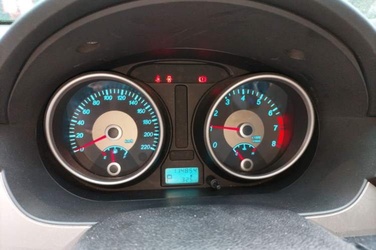 Used Buick Excelle 2013 1.5L Automatic Classic Model
