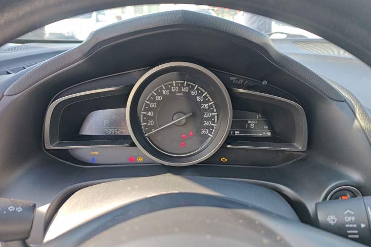 Used Mazda Mazda 3 Axela 2017 Sedan 1.5L Automatic Luxury Model Emission Standard China V
