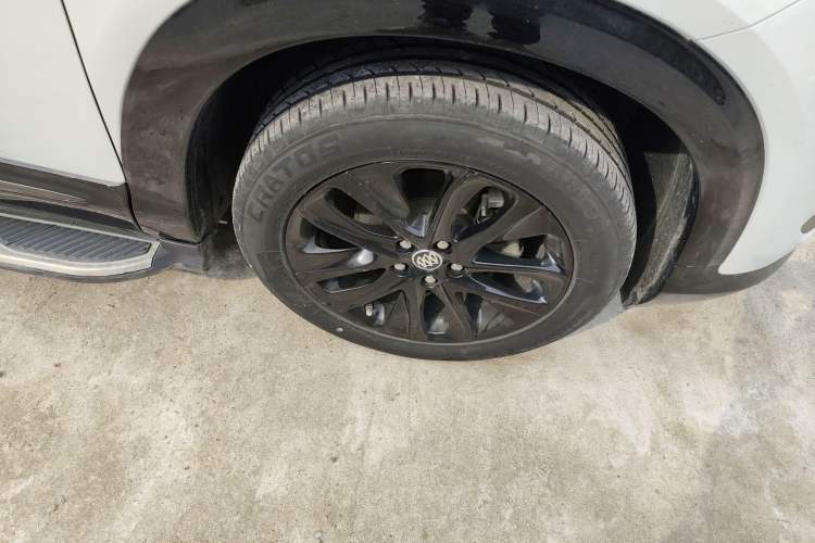 Used Buick Encore 2020 20T CVT Elite Edition Right Front Wheel Hub