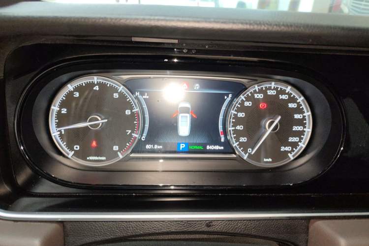 Used GAC Trumpchi M6 2019 270T DCT Luxury Edition (7-seater) China VI Instrument Cluster