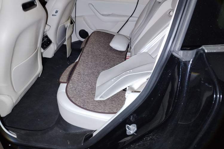 Used Hima Luxeed R7 2024 All-Electric 802 km Max
