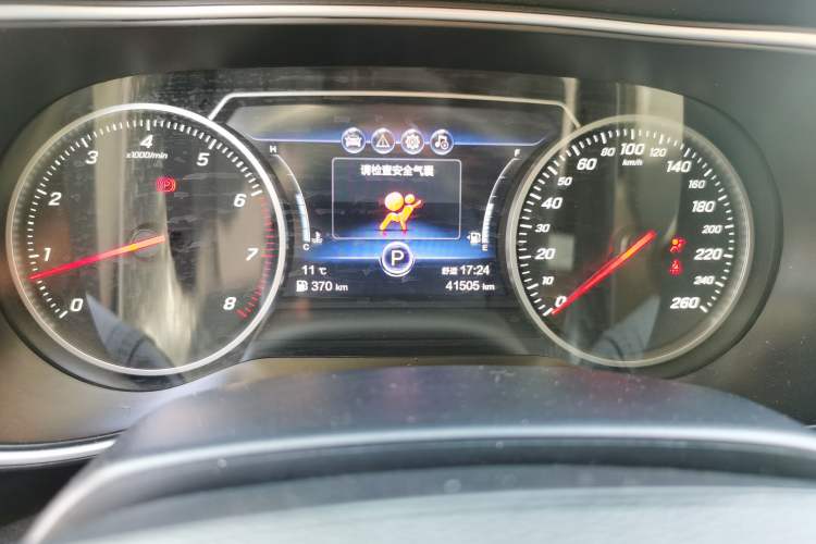 Used Hongqi H5 2022 Classic Model Facelift 1.5T DCT Qiyun Edition Odometer Close Up