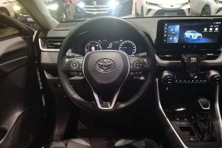 Used Toyota Wildlander 2023 Dual-Motor 2.5L E-CVT Two-Wheel Drive Luxury PLUS Edition