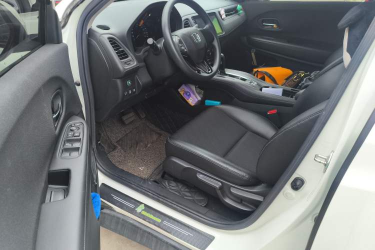 Used Honda Vezel 2019 1.5L CVT Pioneer Edition China VI