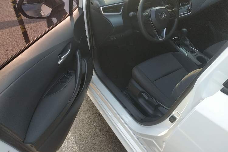 Used Toyota Levin 2023 Smart Electric Hybrid Dual-Engine 1.8L Leading Edition