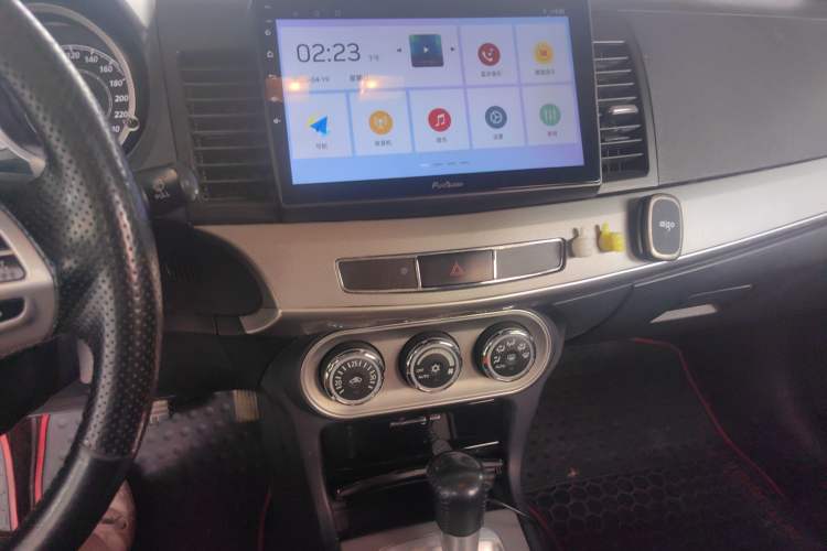 Used Mitsubishi Lancer EX 2015 1.8L CVT ZhiShang Edition China IV Standard