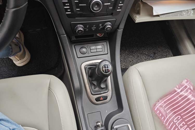 Used BAIC Senova D50 2015 1.5L Manual Comfort Value Navigation Edition