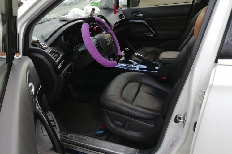 Used GAC Trumpchi GS4 2017 235T Manual Two-Wheel Drive Luxury Edition
