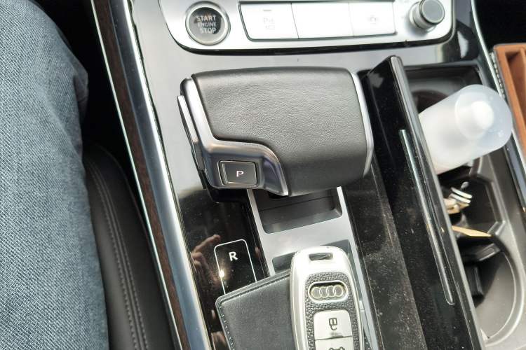 Used Audi Q7 2021 45 TFSI quattro S line Sport model