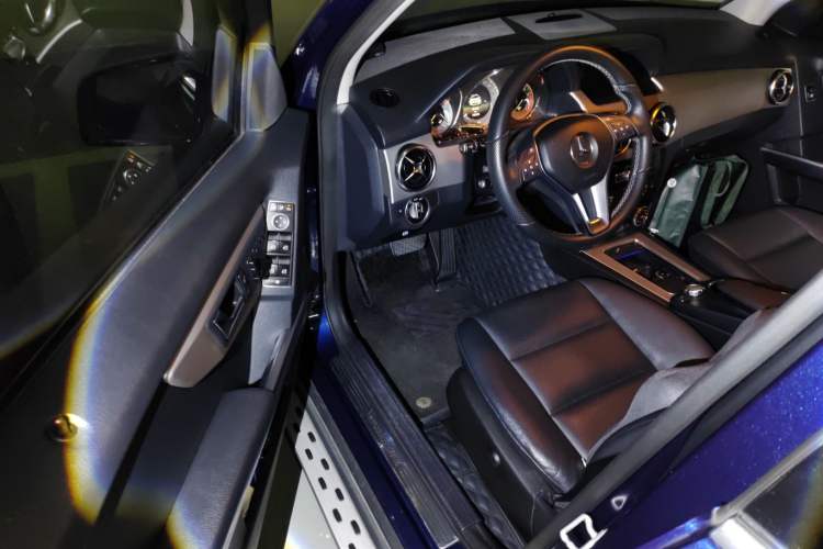 Used Mercedes-Benz GLK-Class 2013 GLK 300 4MATIC Fashion Model Driver Seat