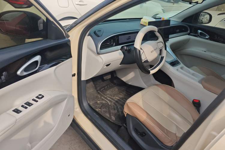 Used Geely Galaxy Geome 2025 UP 410km Exploration+ Edition