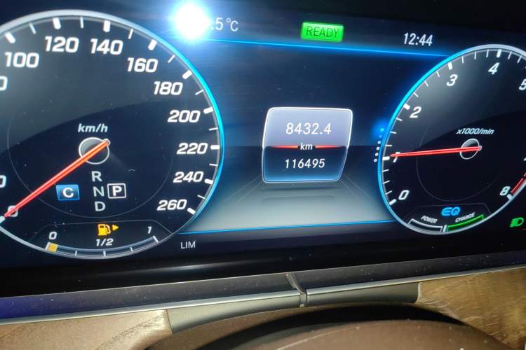 Used Mercedes-Benz E-Class 2020 E 260 L
