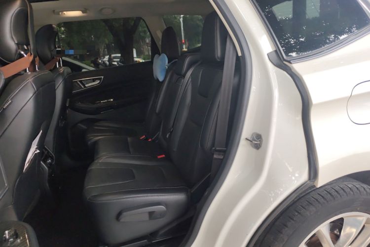 Used Ford Edge 2016 EcoBoost 245 Four-Wheel Drive Titanium 7-Seater
