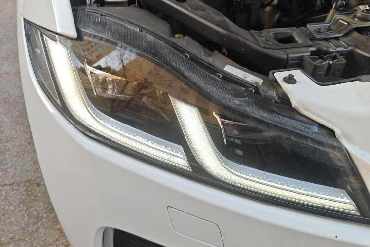 Used Jaguar F-PACE 2021 250 PS Right Front Headlight