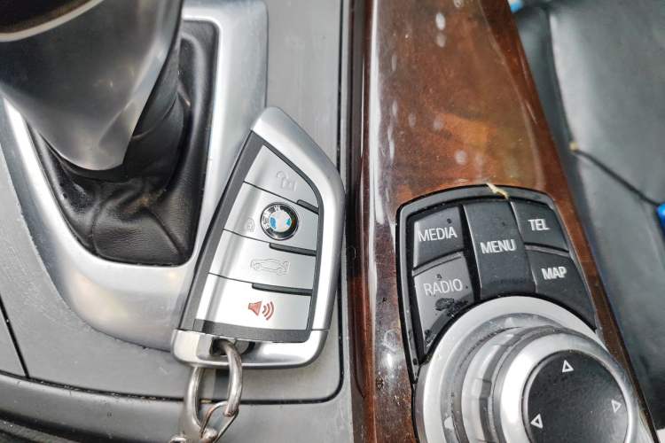 Used BMW 3 Series 2013 328Li Luxury Design Package Vehicle Key