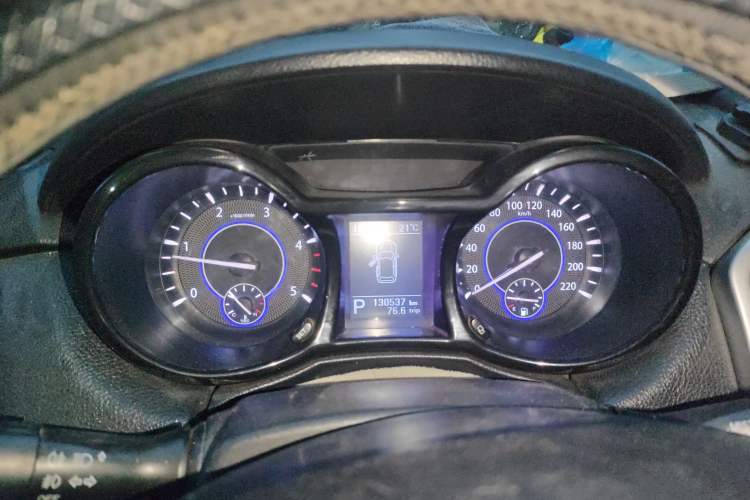 Used JMC Yusheng S350 2013 2.4T Automatic 2WD Diesel Luxury 7-Seater Instrument Cluster