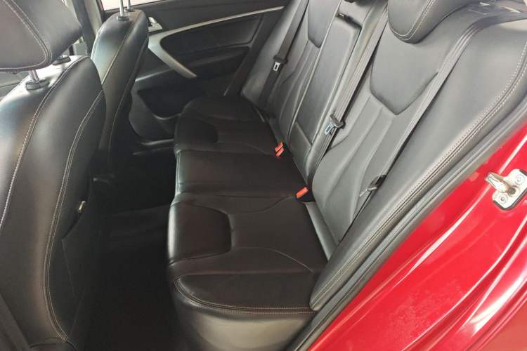 Used Geely Auto Emgrand 2016 Sedan 1.5L CVT Upward Version