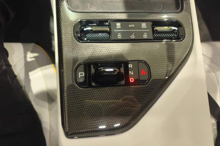 Used Lotus EMEYA 2025 600 Touring Edition
