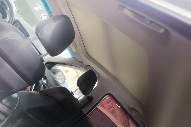 Used Baojun 510 2017 1.5L Automatic Luxury Model Headliner