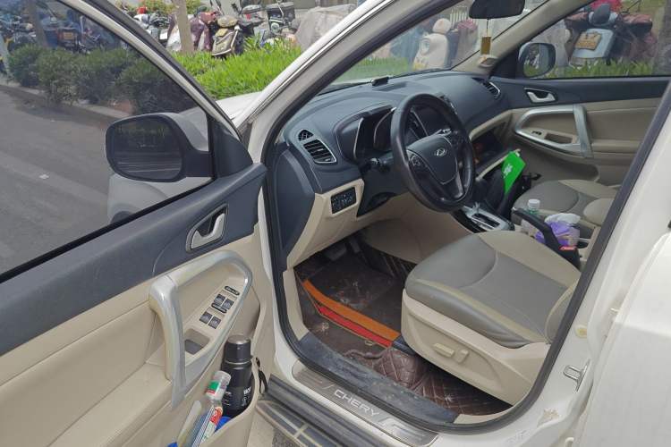 Used Chery Tiggo 5 2014 2.0L CVT Family Deluxe Edition Driver Seat