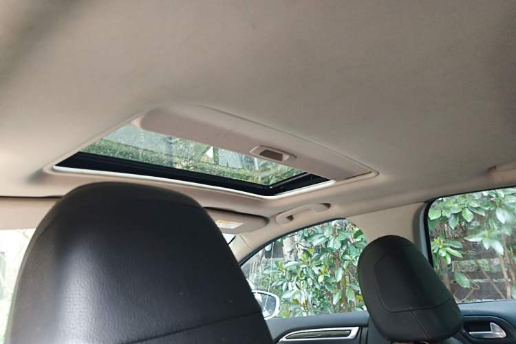 Used Citroen C4L 2014 1.6THP Intelligent Drive Automatic Dynamic Model
