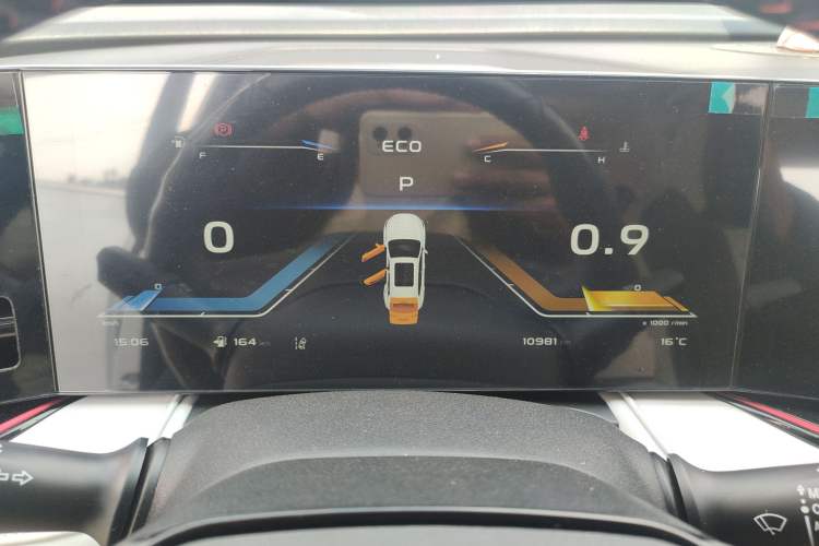 Used Oshan X5 PLUS 2023 1.5T DCT Navigation Edition