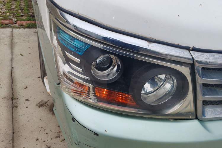 Used Jinbei Hiace 2014 2.0L Fifth-Generation Xiangyun Comfort Type 1 4G21C
