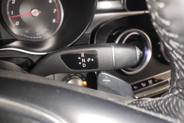 Used Mercedes-Benz C-Class 2015 C 200 L Sport Edition
