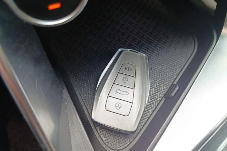 Used Geely Auto Binray 2018 14T CVT Binyi Edition Vehicle Key