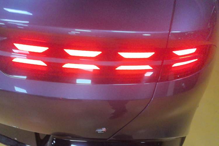 Used Denza Z9 2024 1100 km Four-Wheel Drive Max Version