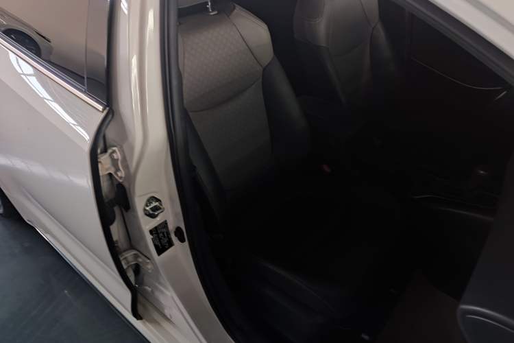 Used Toyota Allion 2021 2.0L Deluxe Edition