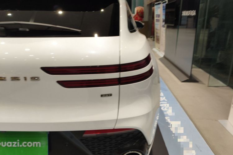 Used Genesis GV70 2023 2.5T Two-Wheel Drive Luxury Edition