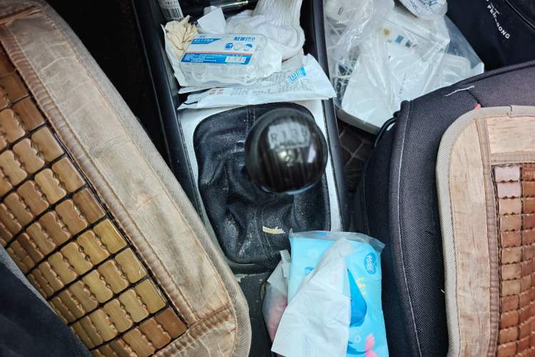 Used Hyundai Celesta 2011 1.6L Manual Comfort Edition