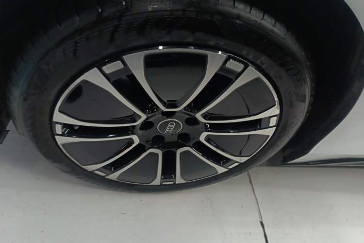 Used Audi A5L Sportback 2026 TFSI 150kW Luxury Edition
