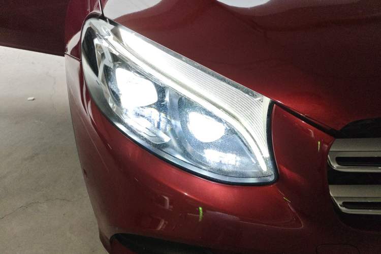 Used Mercedes-Benz GLC 2018 GLC 300 4MATIC Sport Edition Right Front Headlight