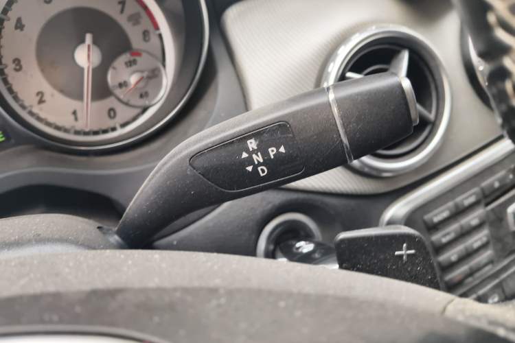 Used Mercedes-Benz GLA 2015 GLA 220 4MATIC Fashion Model