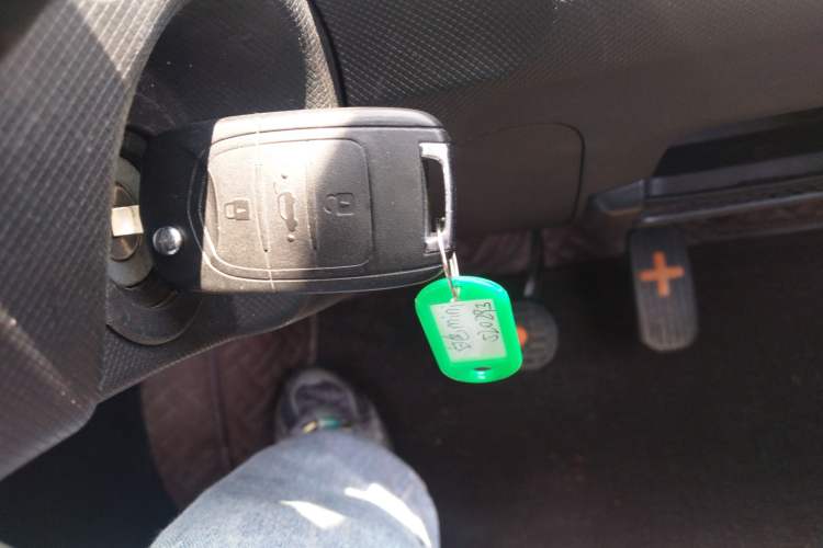 Used Wuling Hongguang MINIEV 2022 Macaron Fashion Edition Lithium-Nickel-Cobalt-Alpha-oxide Vehicle Key