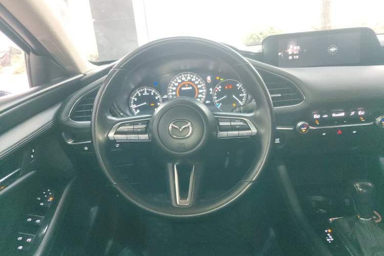 Used Mazda 3 Axela 2021 2.0L Automatic Zhiya Edition Steering Wheel