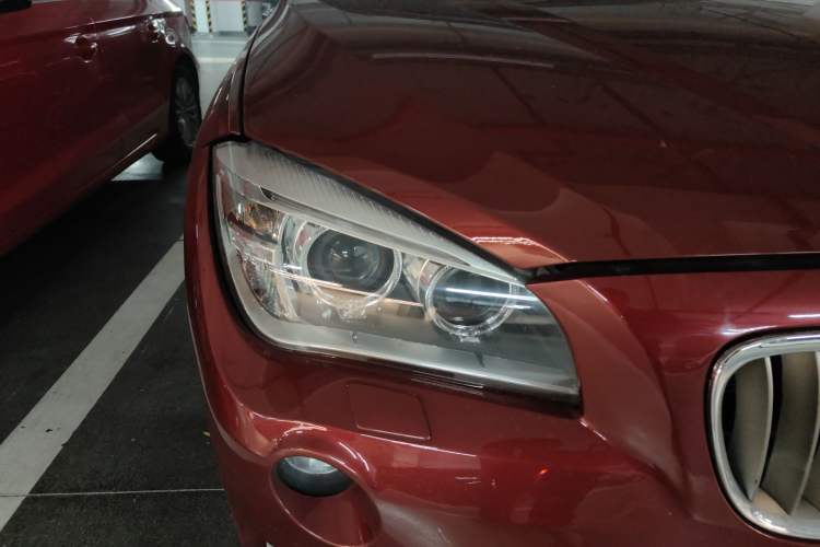 Used BMW X1 2015 sDrive18i Leading Edition
